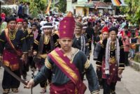 Upacara Adat Sumatera Barat Upacara Adat Sumatera Barat