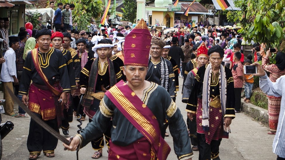 Upacara Adat Sumatera Barat