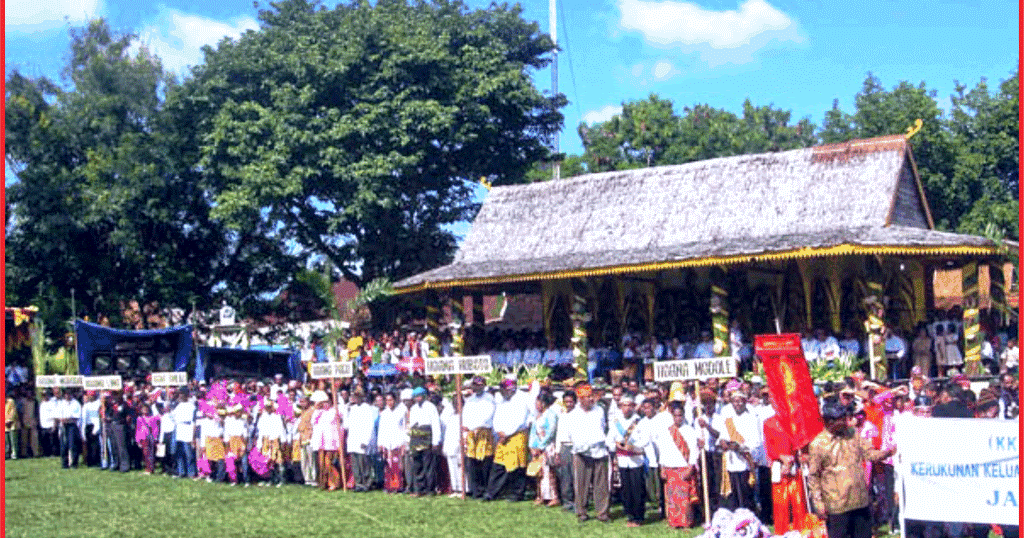 Upacara Adat Maluku Utara