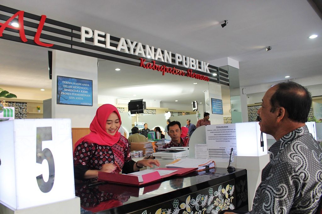Pelayanan Publik Menurut Para Ahli